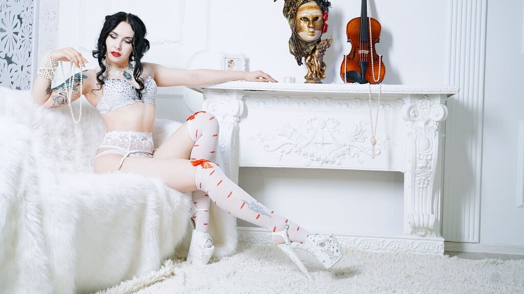 LoreenHarper