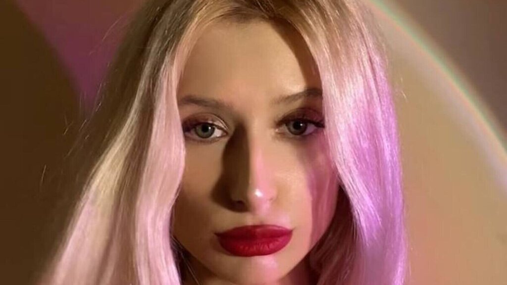 ElwineHiett