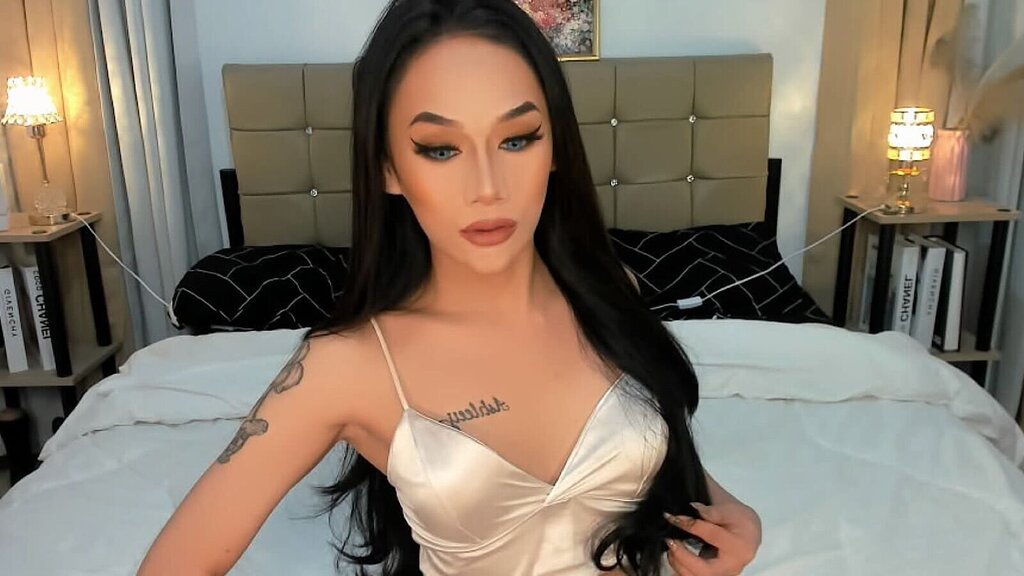 CatianaMoore